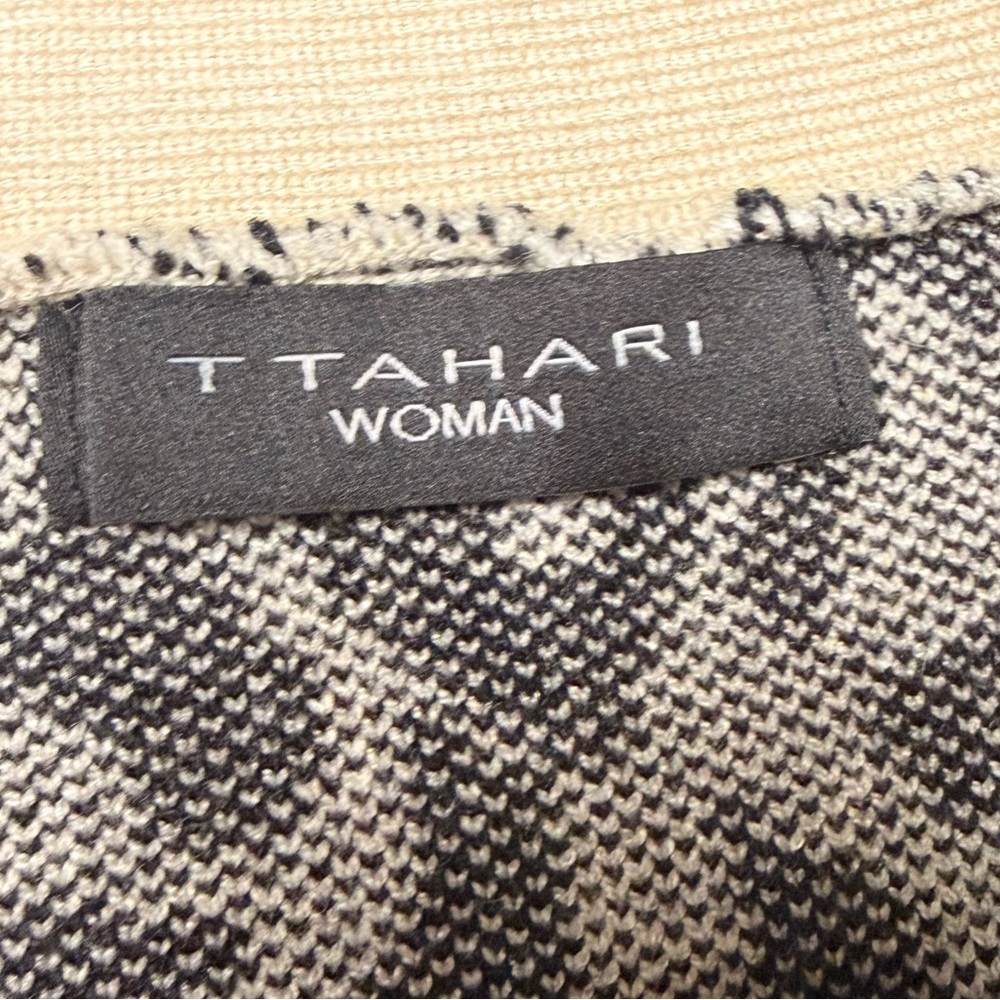 T Tahari NWT Zebra Ivory Black Jacquard V Neck Cardigan Women’s Plus Size 2X - Picture 5 of 9